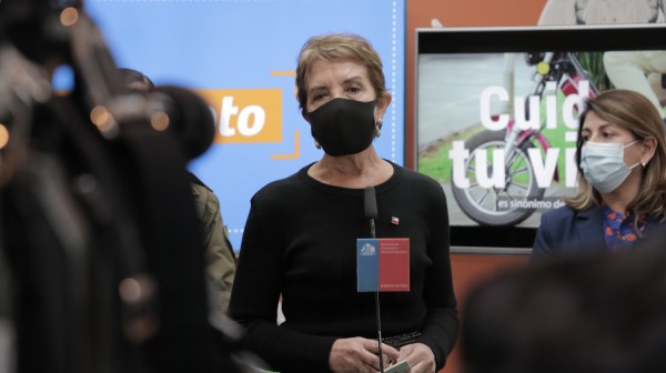 Lanzamos campa帽a educativa "#EsMoto": usuarios de motos el茅ctricas o de baja cilindrada deben contar con licencia clase c y permiso de circulaci贸n